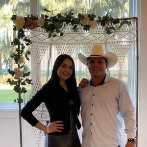 Meet your Posher, Carolina